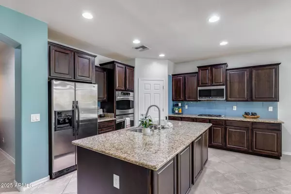 4723 W BUCKSKIN Trail, Phoenix, AZ 85083