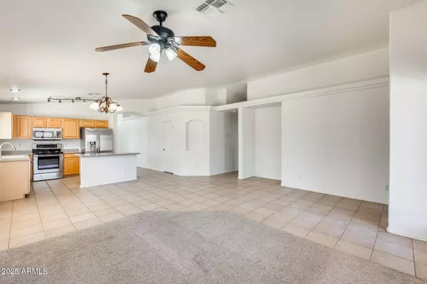 11278 W LILY MCKINLEY Drive, Surprise, AZ 85378