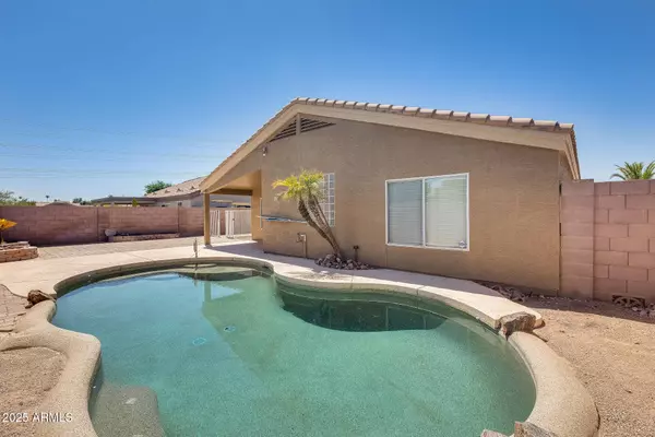 11278 W LILY MCKINLEY Drive, Surprise, AZ 85378