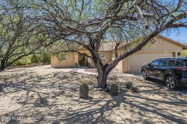 1269 W Paseo Famoso, Sahuarita, AZ 85629