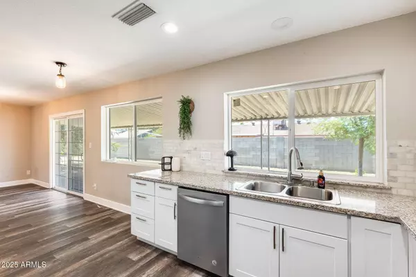 12018 N 41ST Avenue, Phoenix, AZ 85029