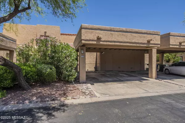 3051 E Winterhaven Drive, Tucson, AZ 85716