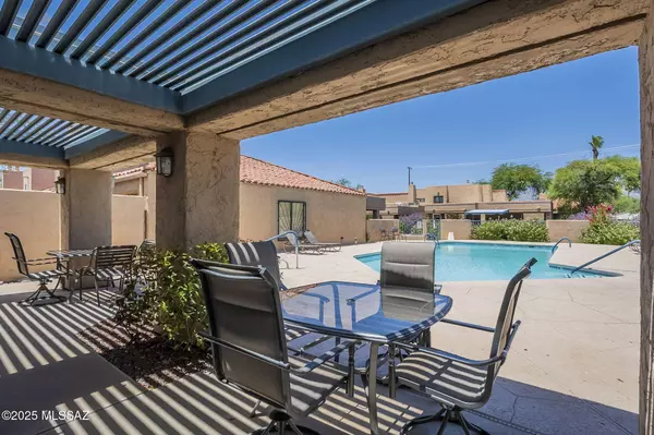 3051 E Winterhaven Drive, Tucson, AZ 85716