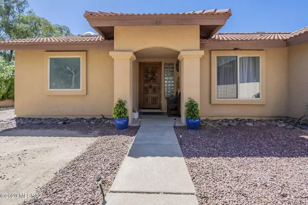 1269 W Paseo Famoso, Sahuarita, AZ 85629