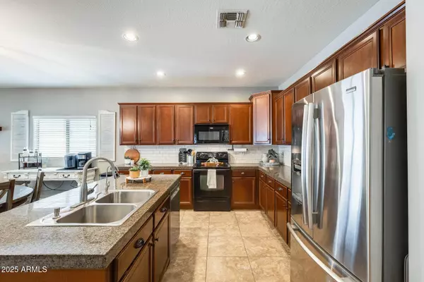 11839 W VILLA CHULA Court, Sun City, AZ 85373