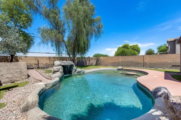 45722 W BARBARA Lane, Maricopa, AZ 85139