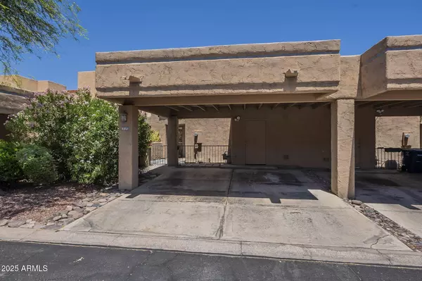 3051 E WINTERHAVEN Drive, Tucson, AZ 85716