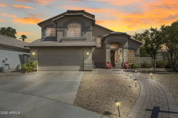 13888 W WILSHIRE Drive, Goodyear, AZ 85395