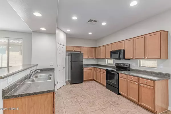 12224 W SAGUARO Lane, El Mirage, AZ 85335