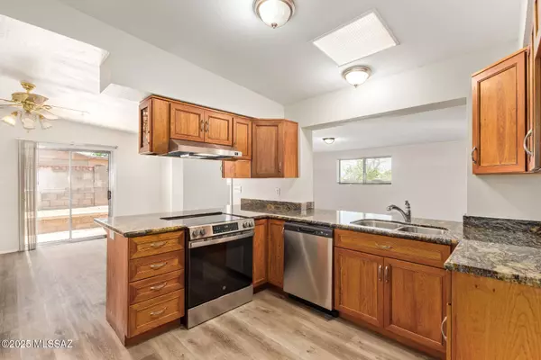 3401 W Westfal Drive, Tucson, AZ 85741