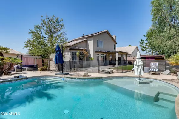 13888 W WILSHIRE Drive, Goodyear, AZ 85395