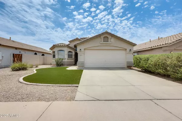 9829 E OSAGE Avenue, Mesa, AZ 85212
