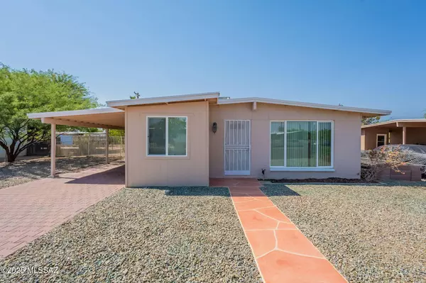 773 W Sandy Street, Tucson, AZ 85714