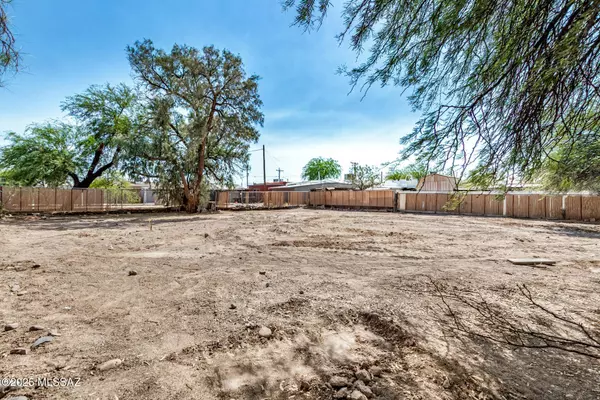427 W Mabel Street, Tucson, AZ 85705
