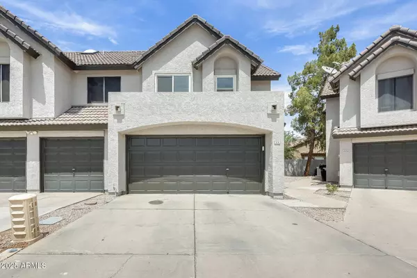 418 S SEAWYNDS Boulevard, Gilbert, AZ 85233