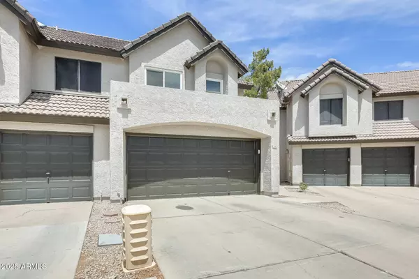 418 S SEAWYNDS Boulevard, Gilbert, AZ 85233