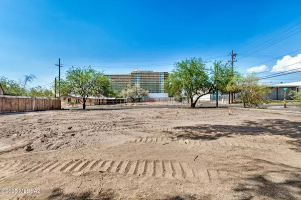 427 W Mabel Street, Tucson, AZ 85705