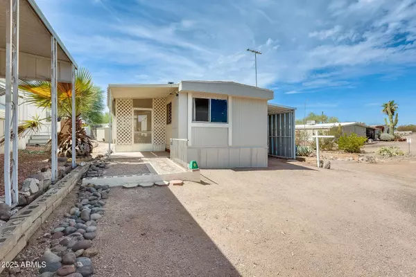 939 N ACACIA Road #8, Apache Junction, AZ 85119