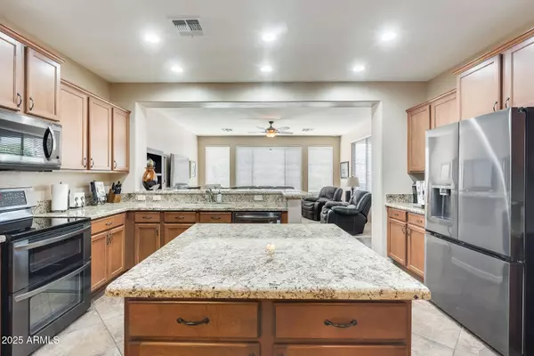 15178 W REDFIELD Road, Surprise, AZ 85379