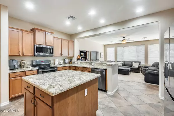 15178 W REDFIELD Road, Surprise, AZ 85379