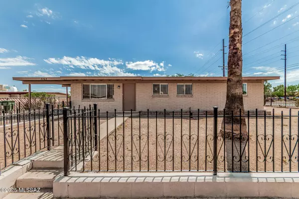 3763 S Amos Place, Tucson, AZ 85730