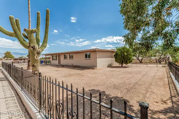 3763 S Amos Place, Tucson, AZ 85730