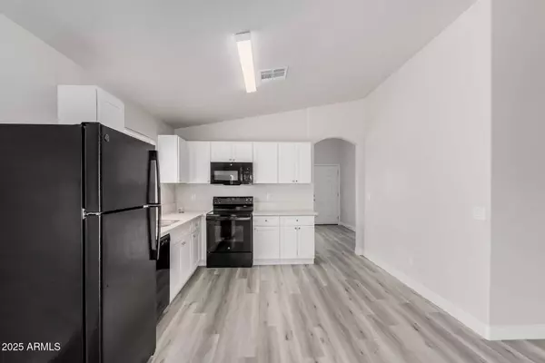 1016 E LA SALLE Street, Phoenix, AZ 85040