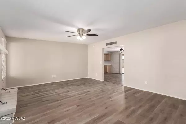 3650 S Chesin Drive, Tucson, AZ 85730