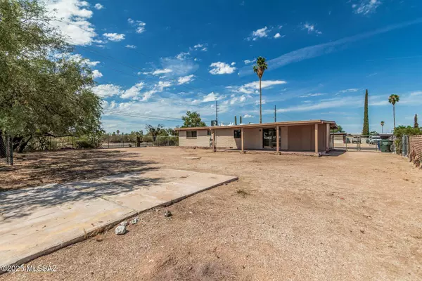 3763 S Amos Place, Tucson, AZ 85730