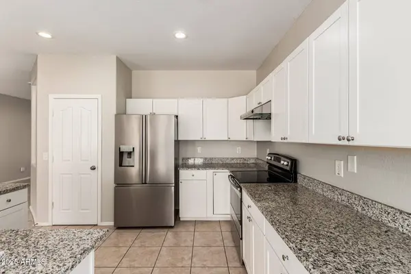 2313 W CARTER Road, Phoenix, AZ 85041