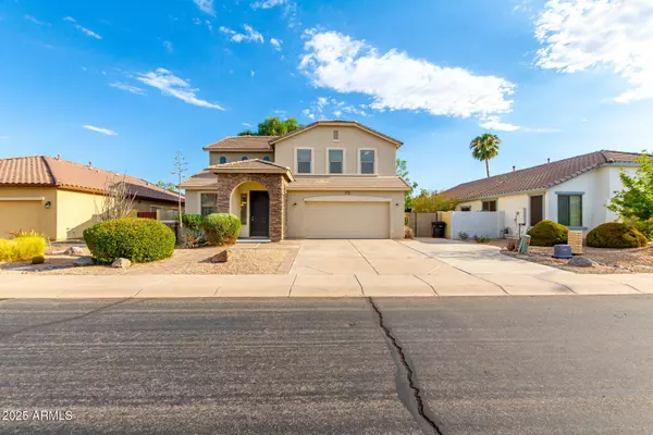 4633 E GLENEAGLE Drive, Chandler, AZ 85249