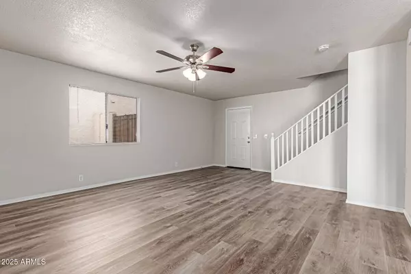 6626 W CINNABAR Avenue, Glendale, AZ 85302