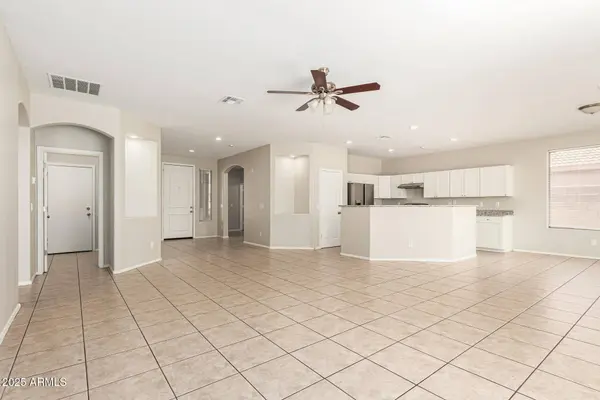 2313 W CARTER Road, Phoenix, AZ 85041