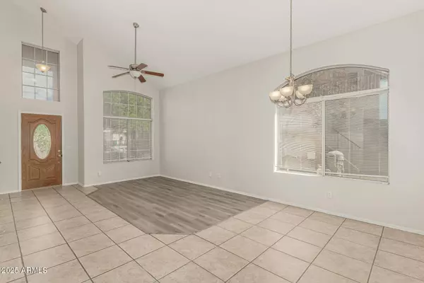 1050 N VERANO Way, Chandler, AZ 85224