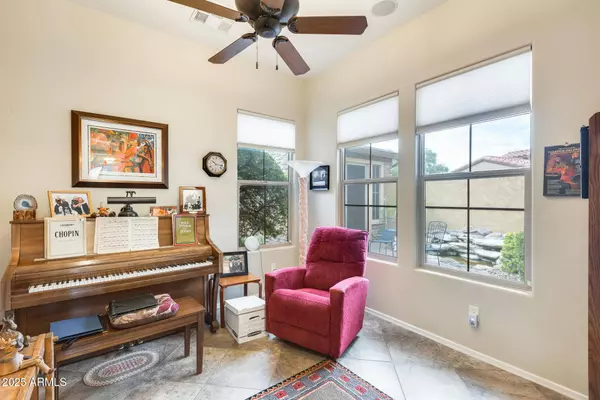 12904 W PINNACLE VISTA Drive, Peoria, AZ 85383