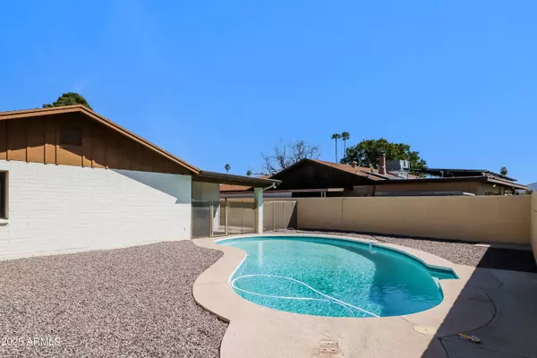 3707 W SIERRA Street, Phoenix, AZ 85029