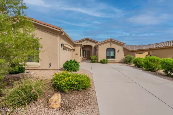 13122 N High Hawk Drive, Marana, AZ 85658