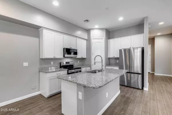 3023 N 37TH Place, Phoenix, AZ 85018