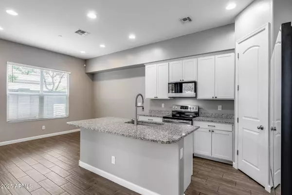 3023 N 37TH Place, Phoenix, AZ 85018