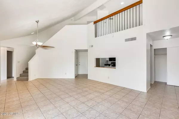 4124 W BOCA RATON Road, Phoenix, AZ 85053