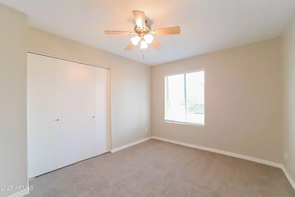 3825 W BERYL Avenue, Phoenix, AZ 85051