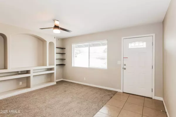 2931 W ASTER Drive, Phoenix, AZ 85029