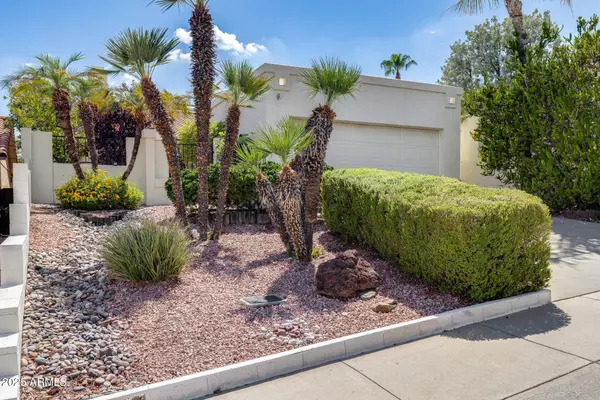 1619 E BLUEFIELD Avenue, Phoenix, AZ 85022