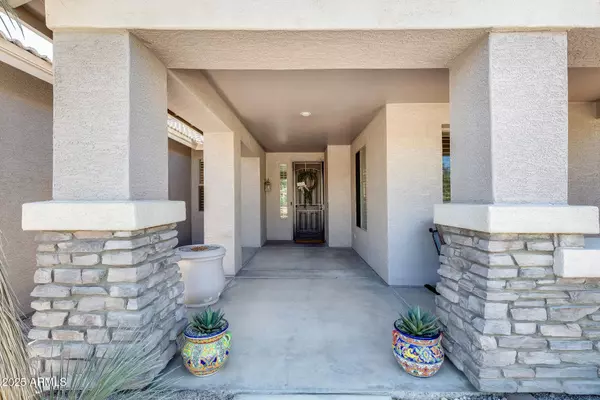 1819 E VALENCIA Drive, Phoenix, AZ 85042