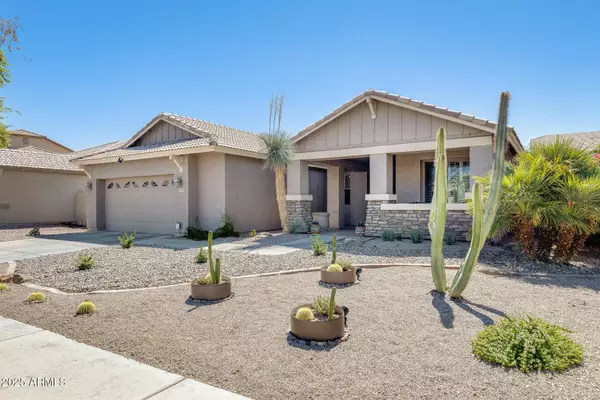 1819 E VALENCIA Drive, Phoenix, AZ 85042