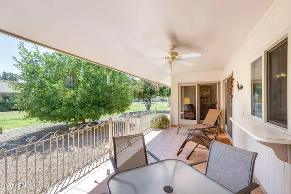 10422 W CAMELOT Circle, Sun City, AZ 85351