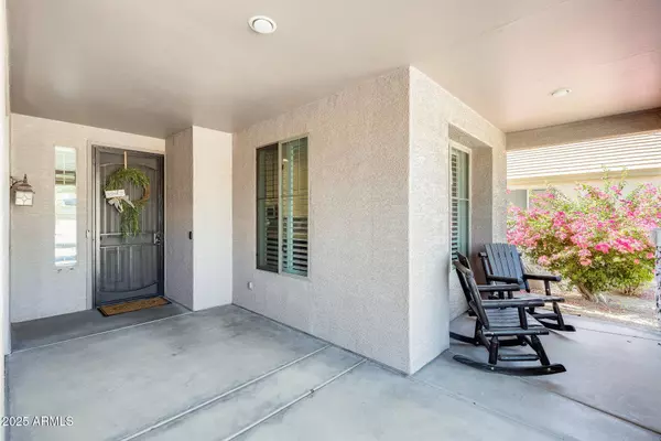 1819 E VALENCIA Drive, Phoenix, AZ 85042