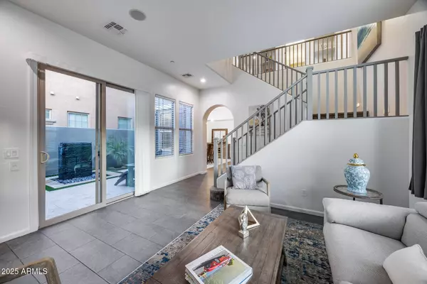 9439 E TRAILSIDE View, Scottsdale, AZ 85255