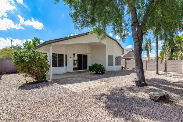 3890 E LEXINGTON Avenue, Gilbert, AZ 85234