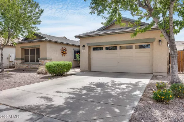 4243 E DEL RIO Drive, San Tan Valley, AZ 85140